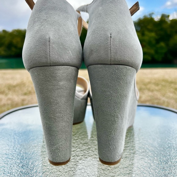 NWOT Michael Kors suede wedge 👡 - Picture 5 of 9